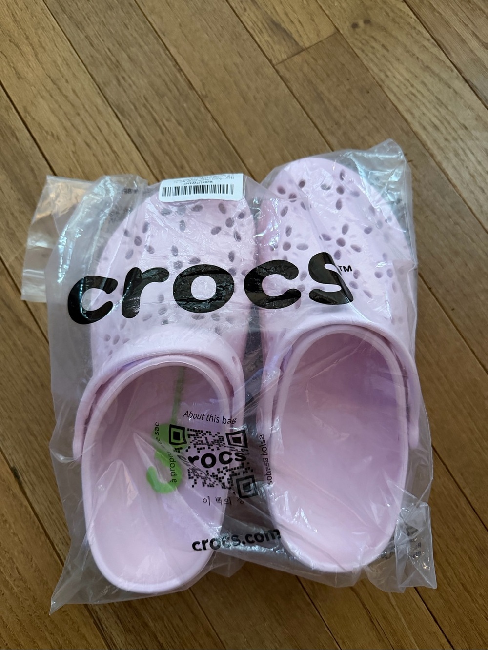 NWT Crocs Classic Clog Pink Floral Cutout Women’s Size 8